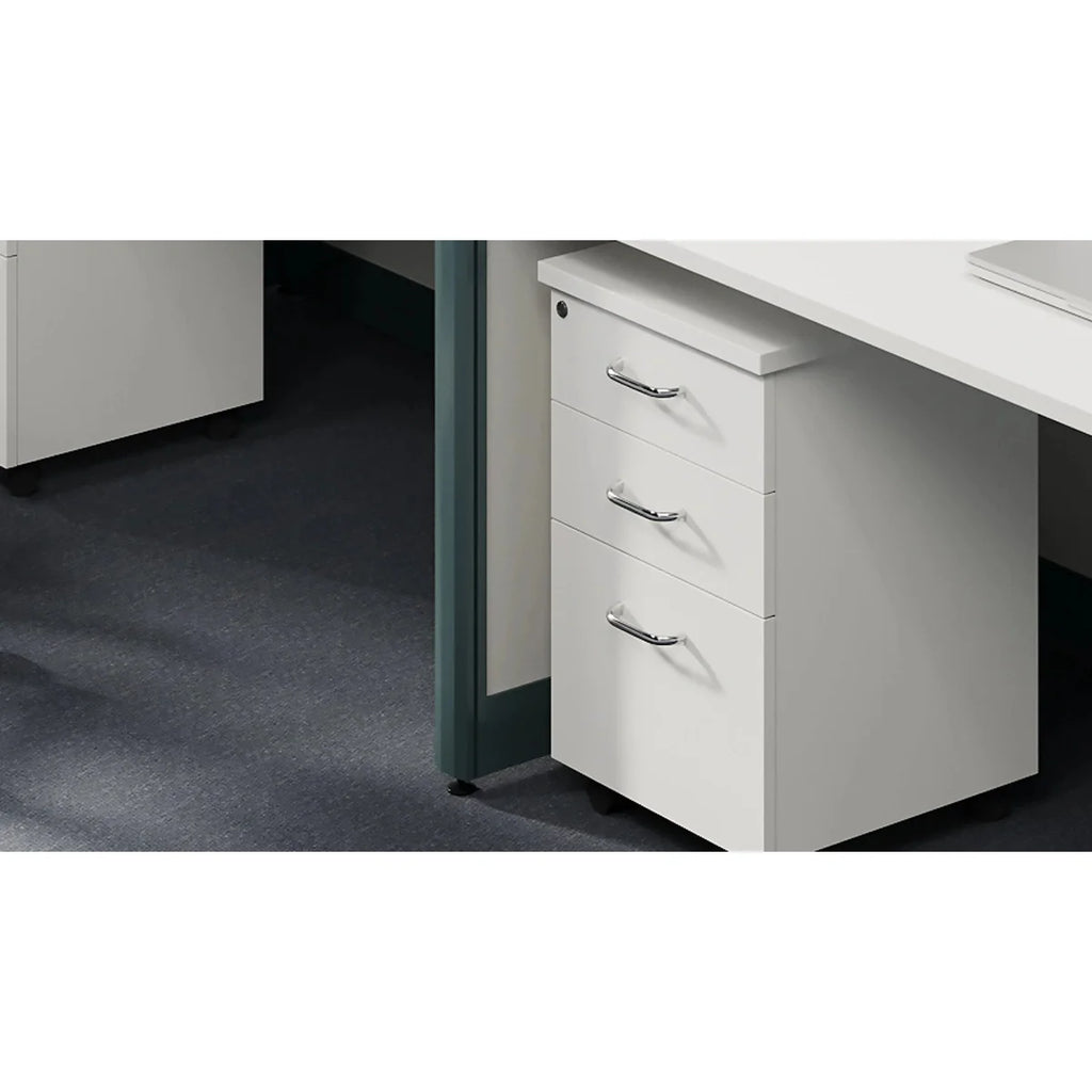Christina · Standard Cubicle Workstation