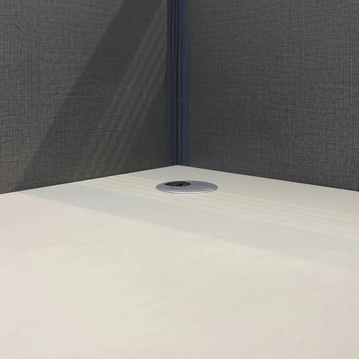 Cruz · Standard Cubicle Workstation
