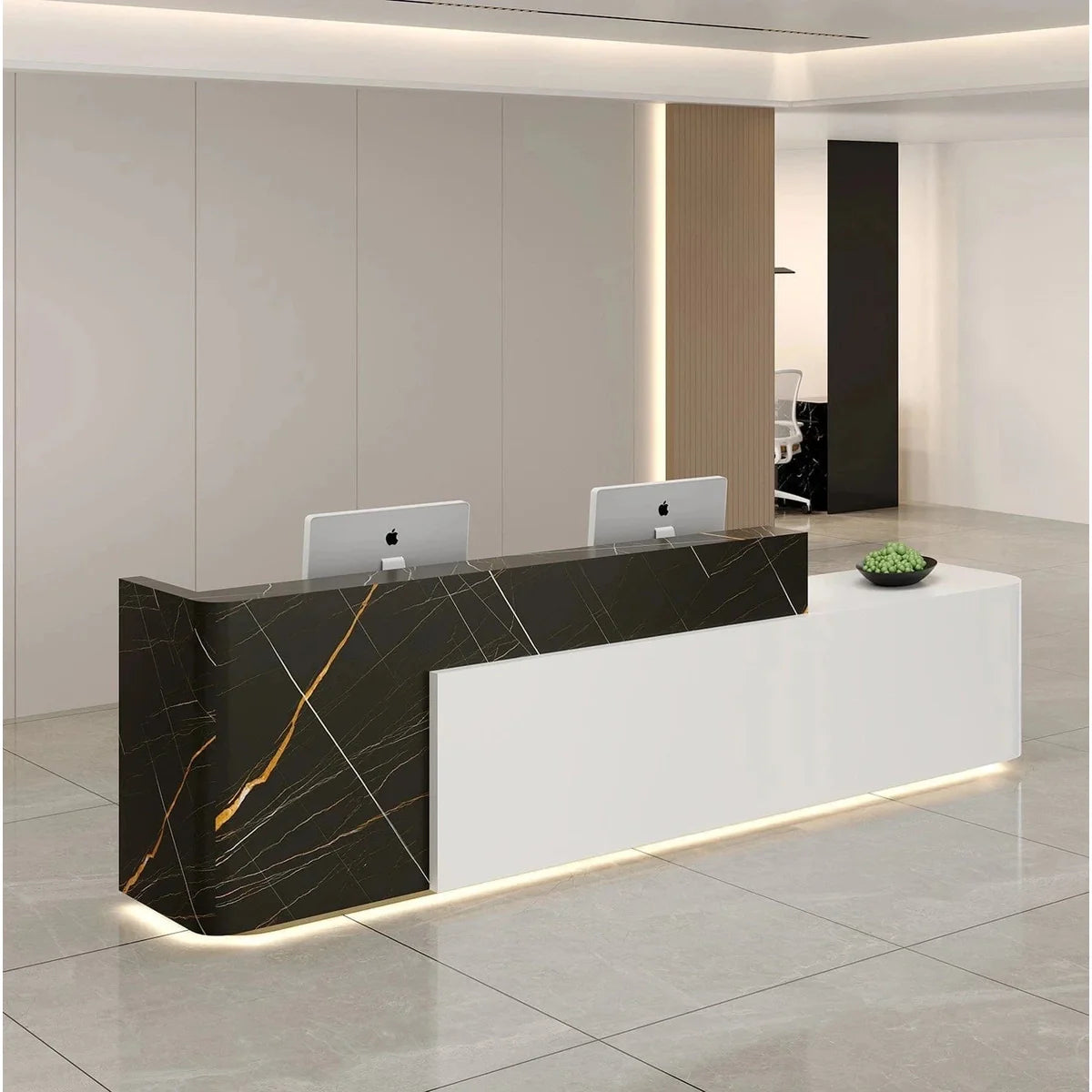 Regina · Front Lobby Desk