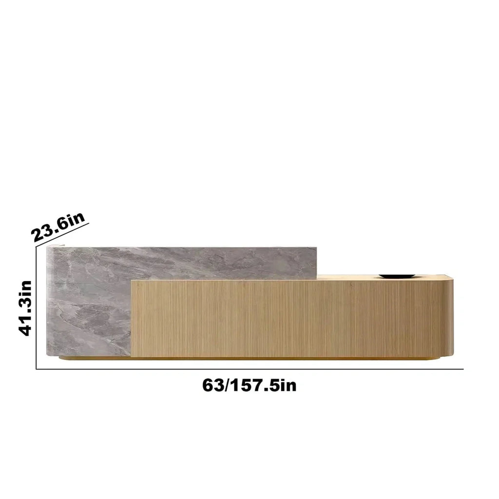 Regina · Front Lobby Desk