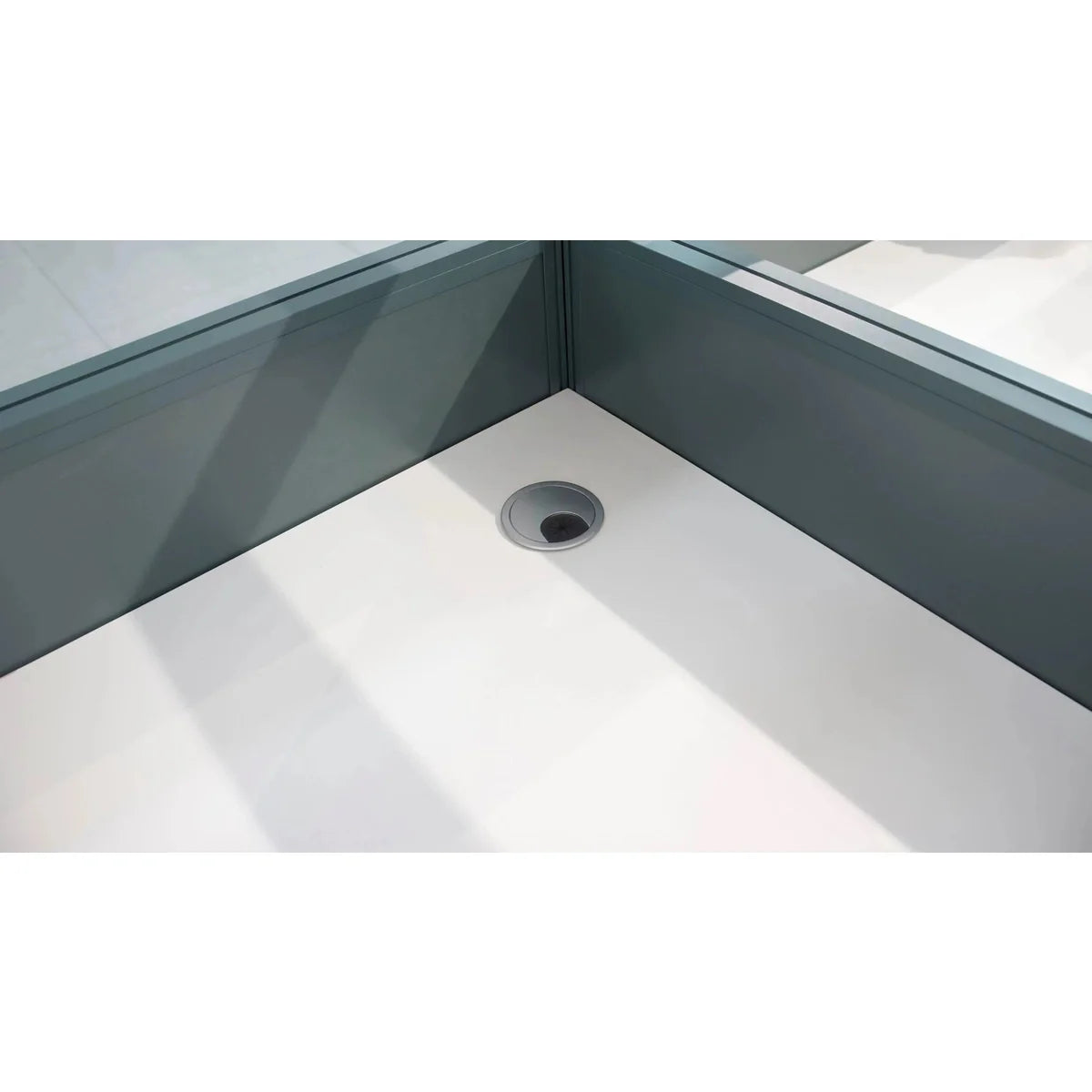 Vienna · L-Shaped Cubicle Workstation